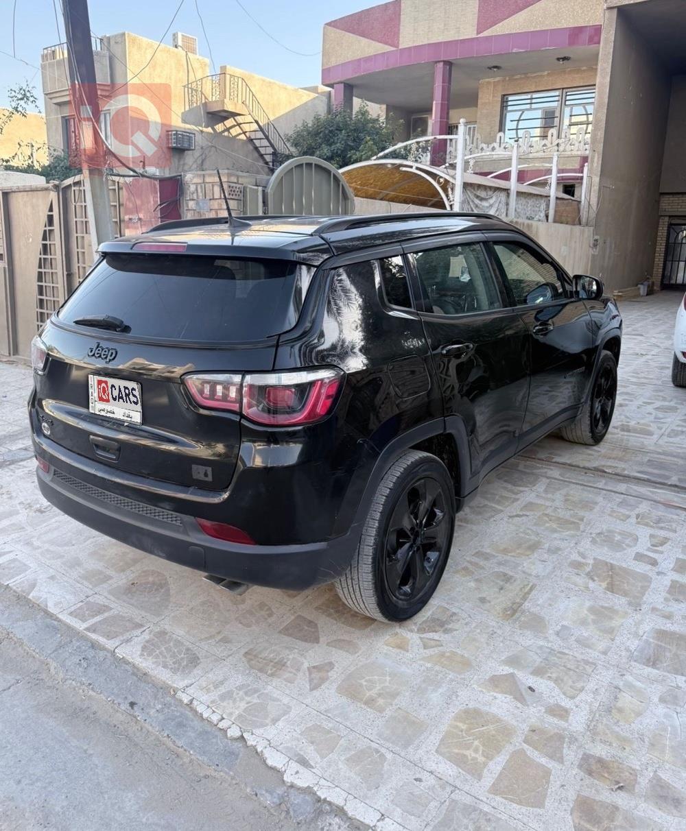 جيب كومباس
